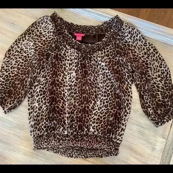 Sunny Leigh leopard print top / M.  NWOT - Picture 1 of 3